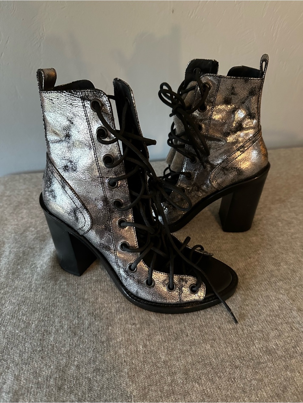 Ann Demeulemeester Gregorio Lace Up Sandal Booties EUC Size 39 Silver/Black